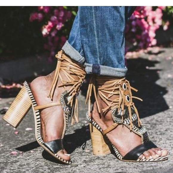 Sam Edelman Yates Sandal - Picture 8 of 11